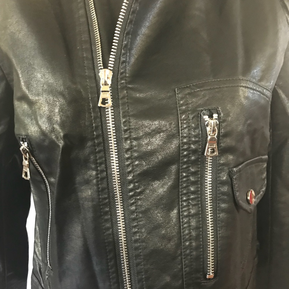 Jacket - Picture 4 of 7